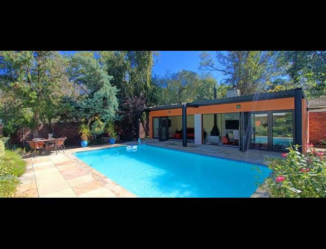5 BEDROOM HOUSE FOR SALE IN QUEENSTOWN CENTRAL